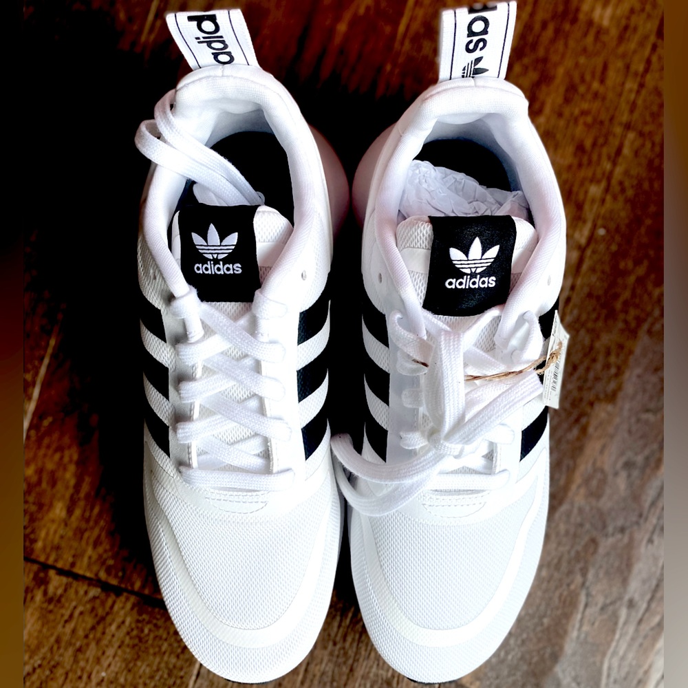NIB Adidas Originals Multix Trainers